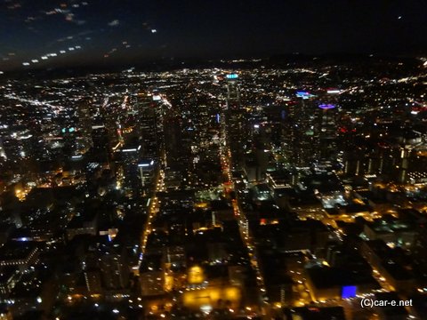 ロサンゼルスダウンタウン夜景空撮