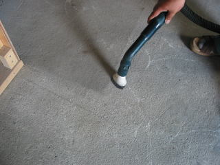 コンクリート床（土間）の清掃